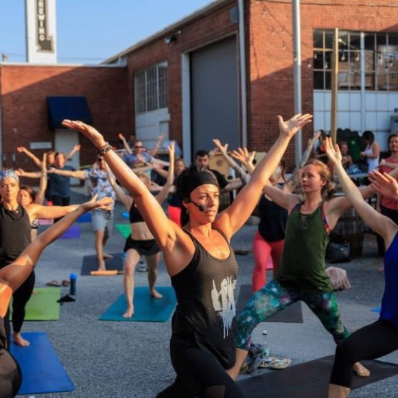 Meet your Posher, Nila - Picture 2 of 2